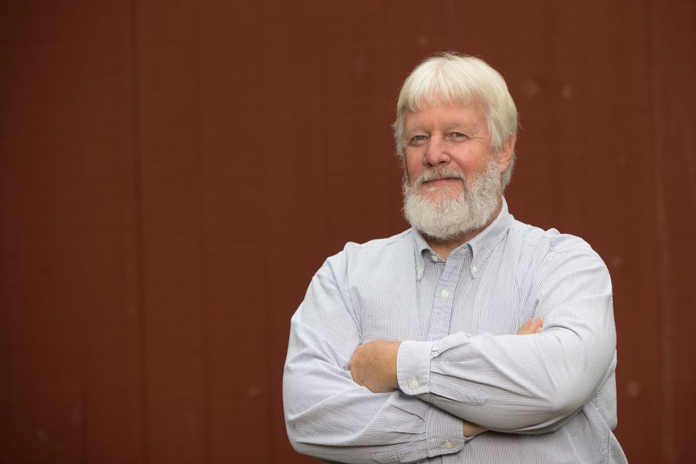 Incumbent Craig Miner  will seek Senate seat again