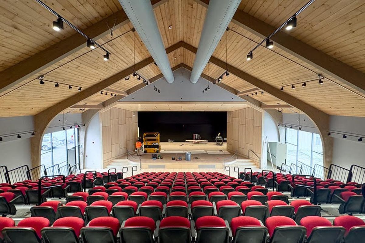 Indian Mountain School unveils new performing arts center