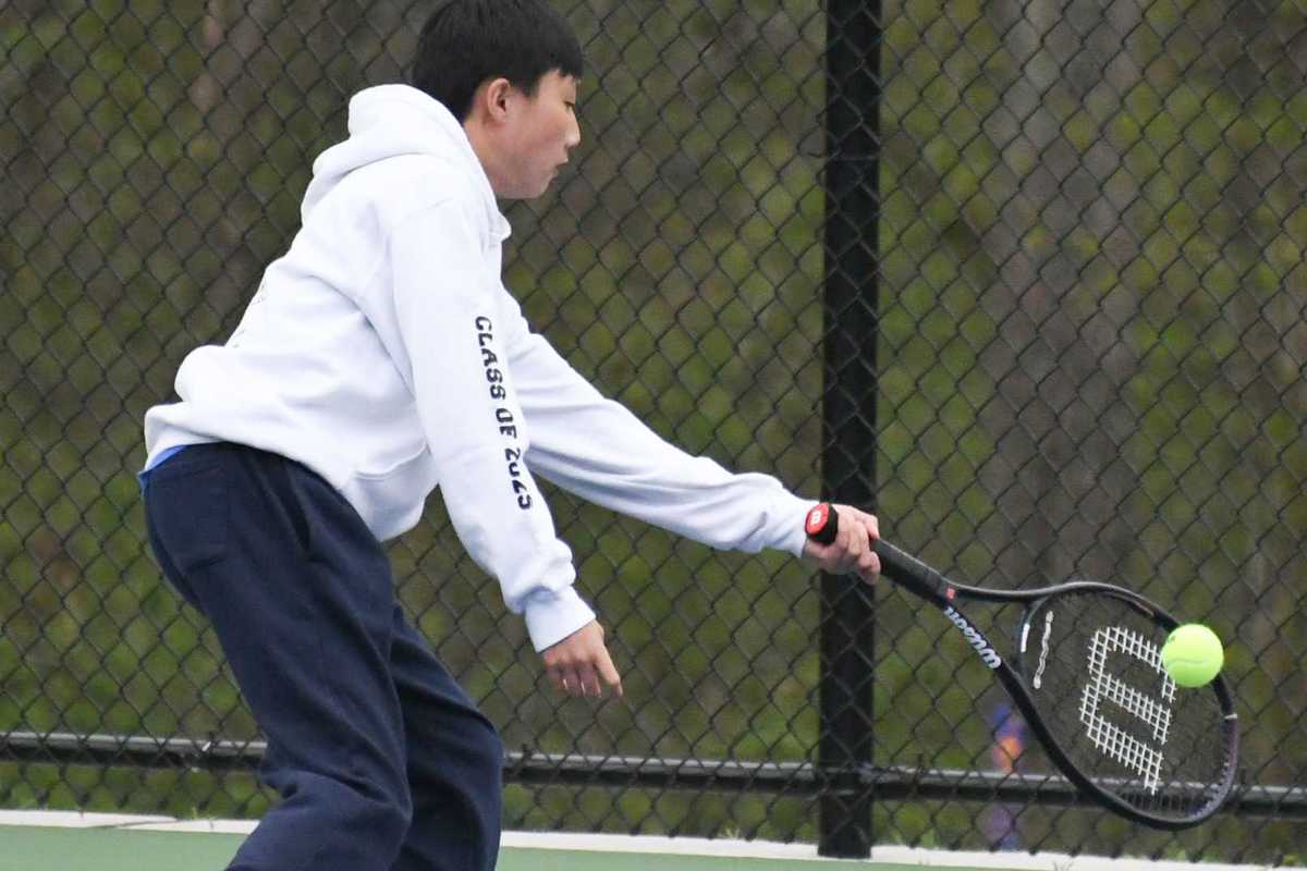 Boys tennis team takes down East Granby/Canton