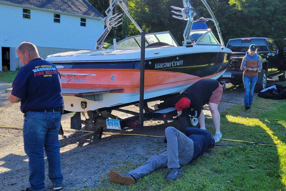 Lake Waramaug tests a new defense against invasive species
