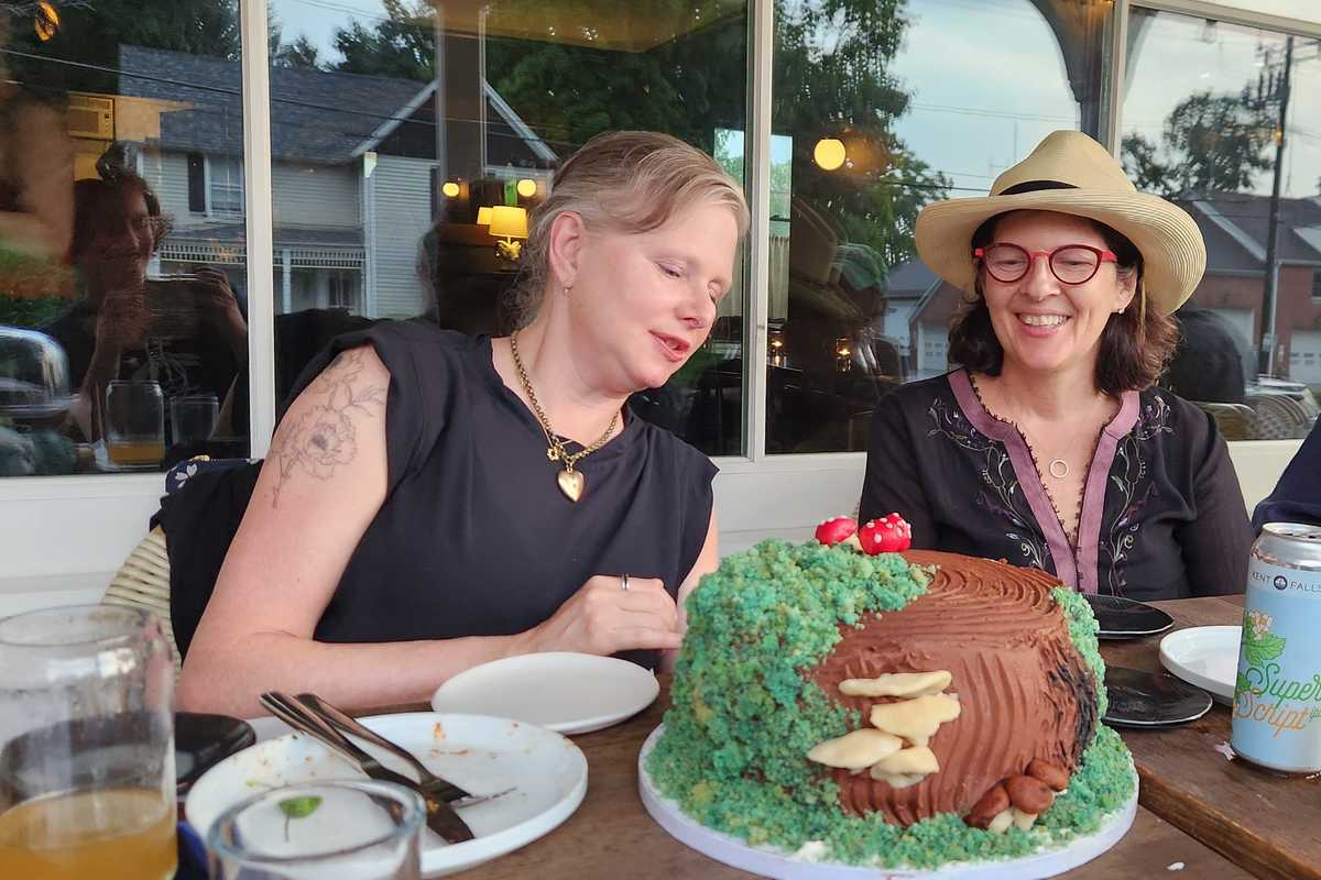 Sharon’s sweetest summer fundraiser takes the cake