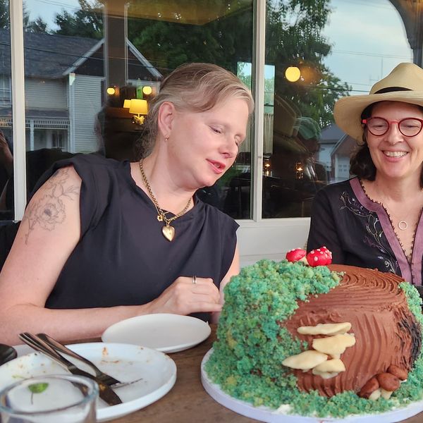 Sharon’s sweetest summer fundraiser takes the cake