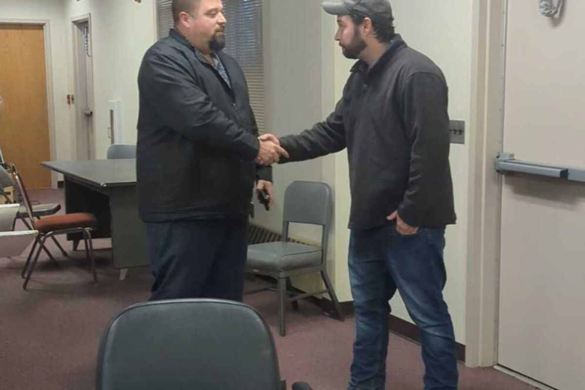 Bumpy handoff in North Canaan after razor-thin election