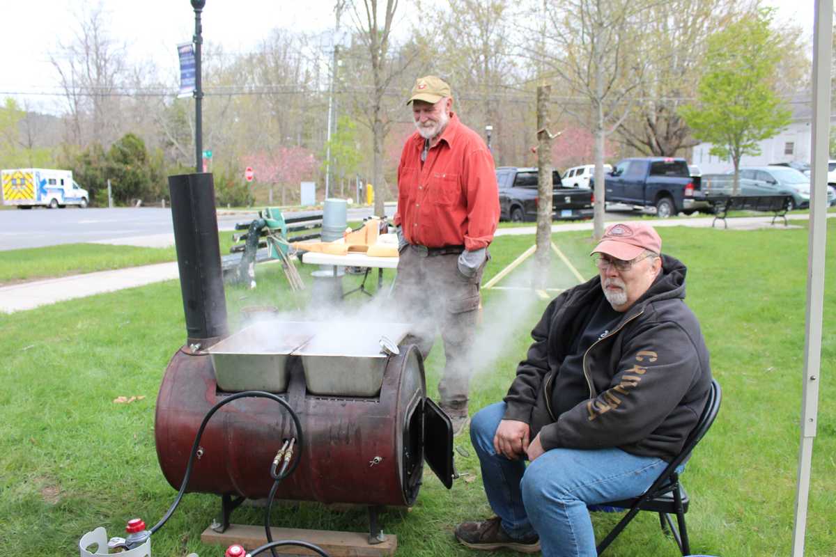 Cool weather extends syrup season in Falls Village for Maple Fest
