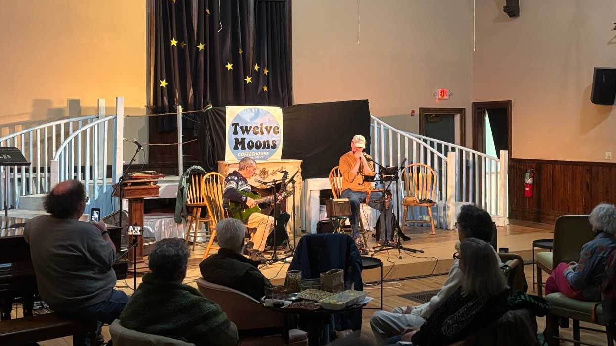 Music and more at 12 Moons