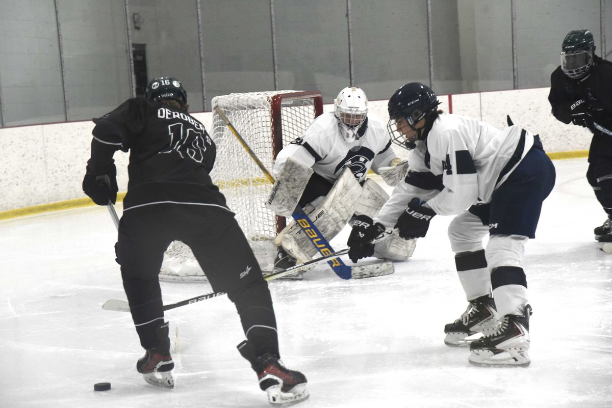 New Milford co-op hockey team ties with Shepaug 4-4