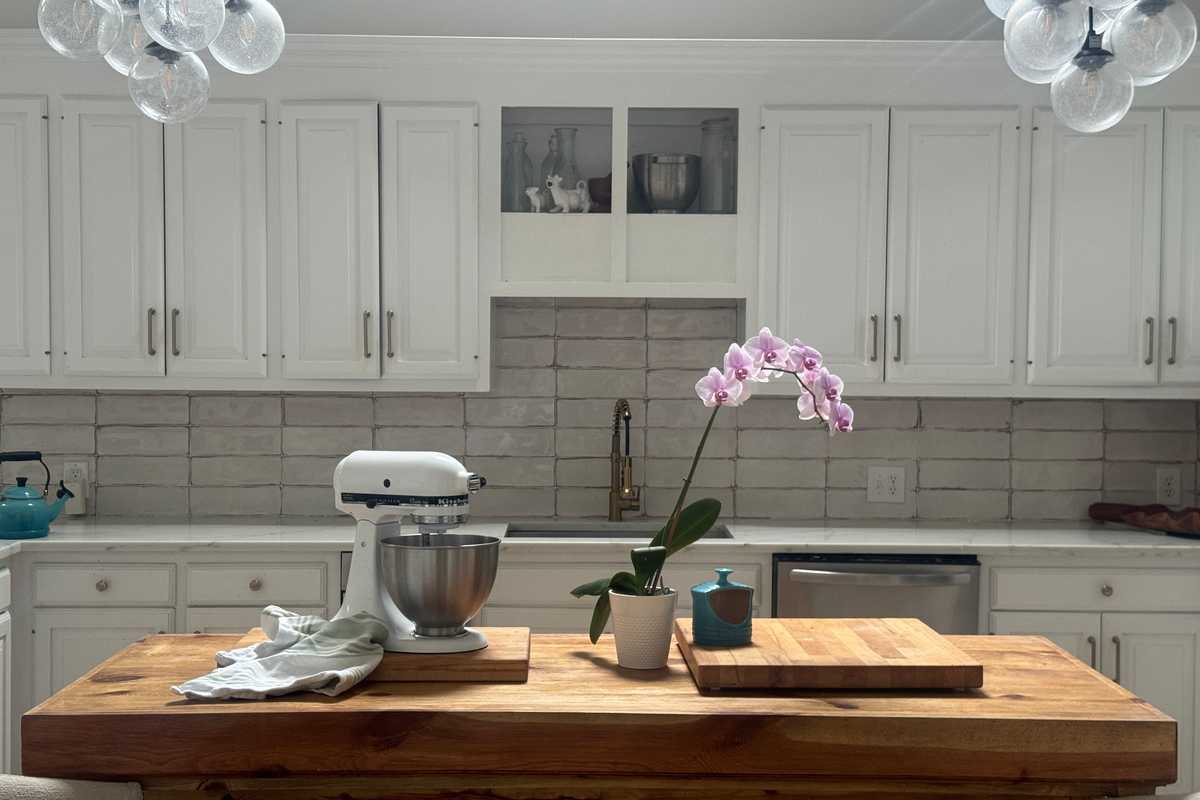 When a kitchen island isn’t the answer