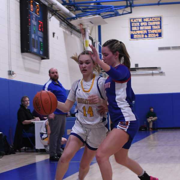 Housy squeaks past Nonnewaug in quarterfinal clash