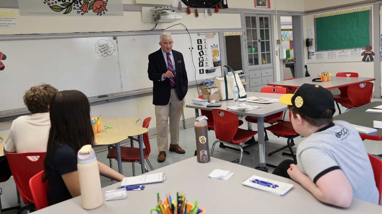 Lakeville Journal reporter talks shop with young students