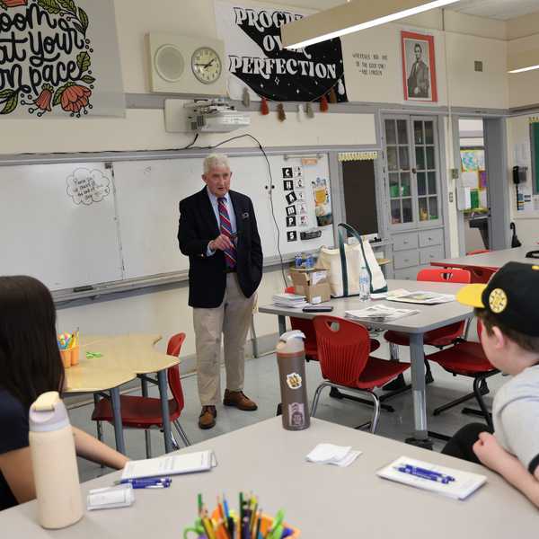 Lakeville Journal reporter talks shop with young students