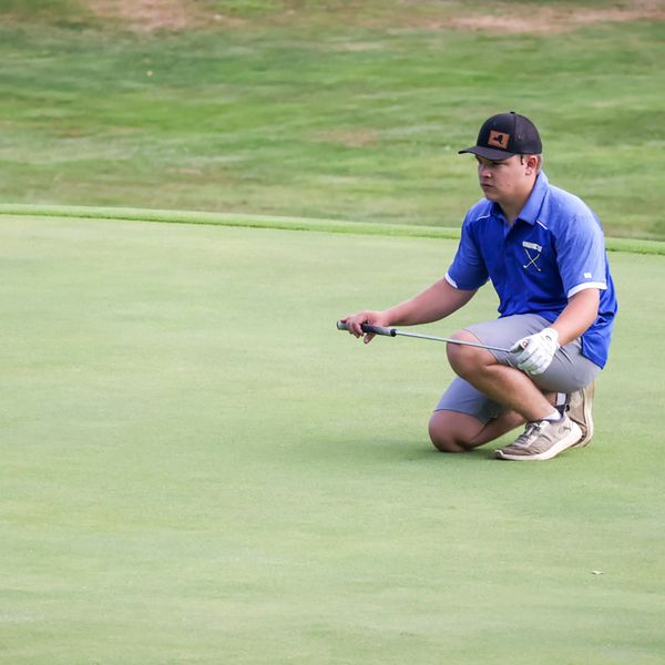 Housatonic varsity golf tees off