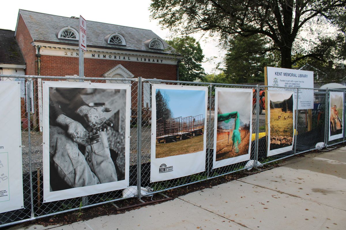 Library construction site gets a facelift