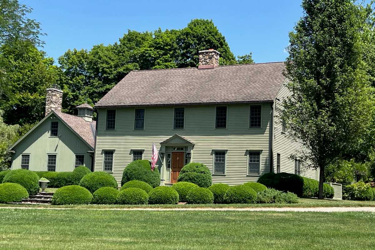 Sharon home prices continue to climb as seller’s market persists