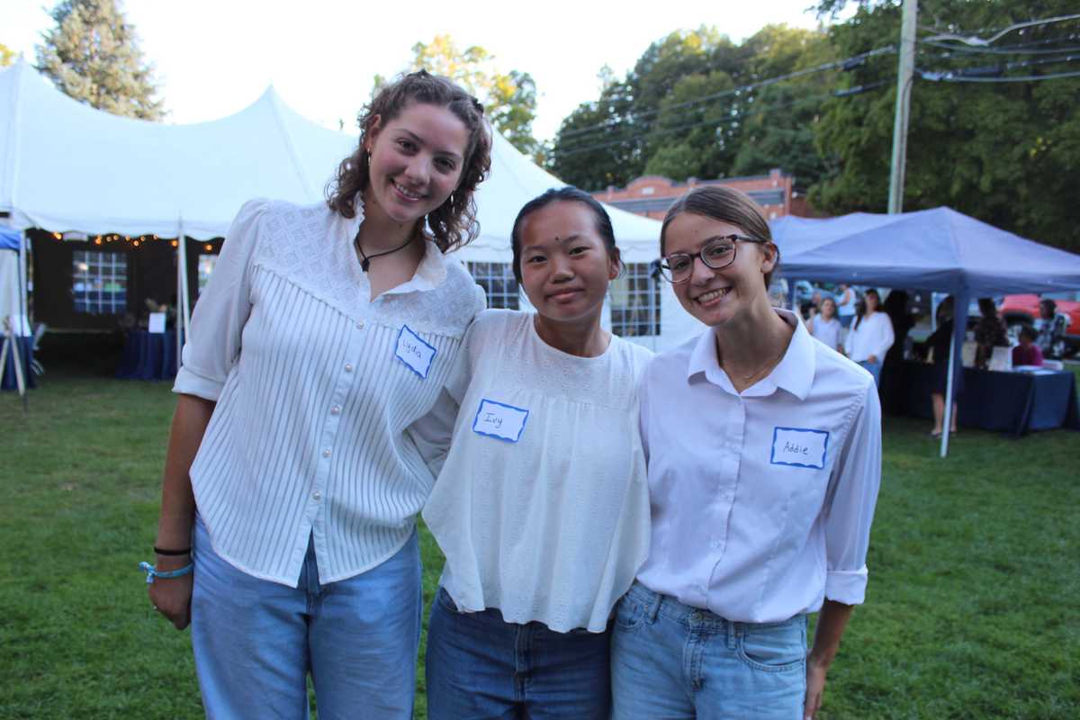 HVRHS fundraiser helps make world travel possible for students