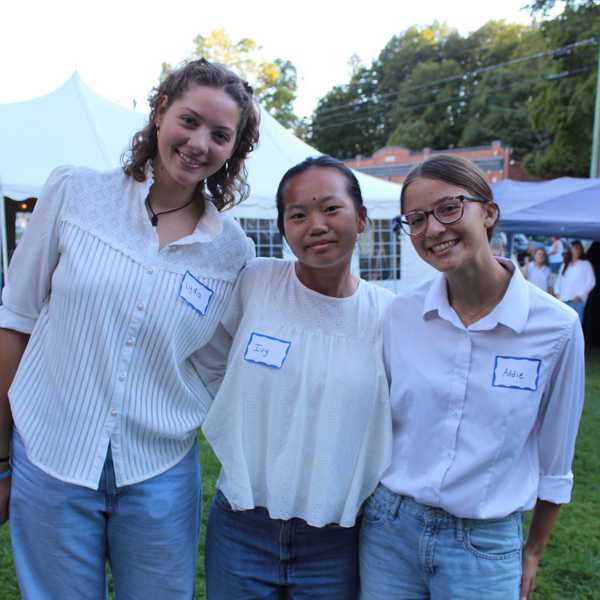 HVRHS fundraiser helps make world travel possible for students