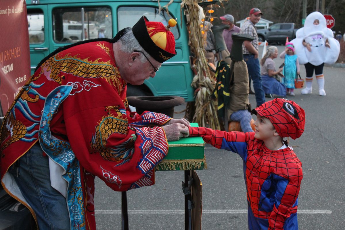 Costumed kiddos swarm Falls Village and Lakeville on Halloween