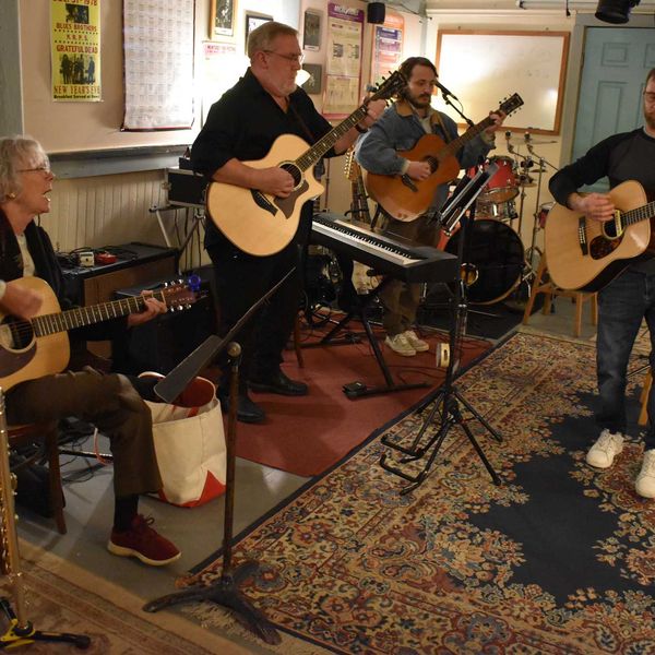 Open mic night rocks Music Lab