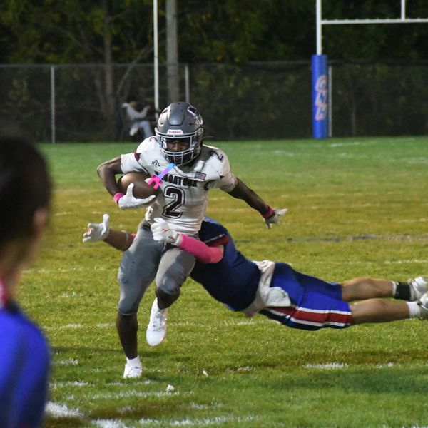 GNH falls to Naugatuck 35-14