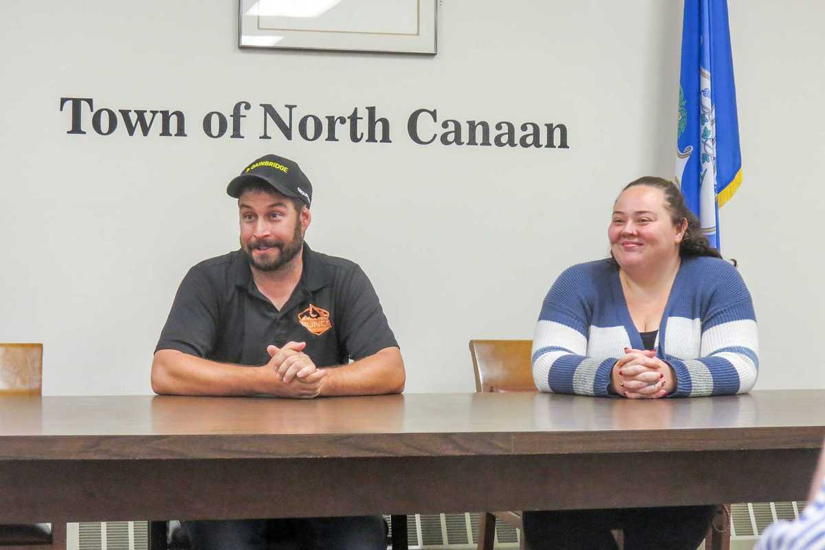 Bunce outlines town projects at Cranford Club meeting