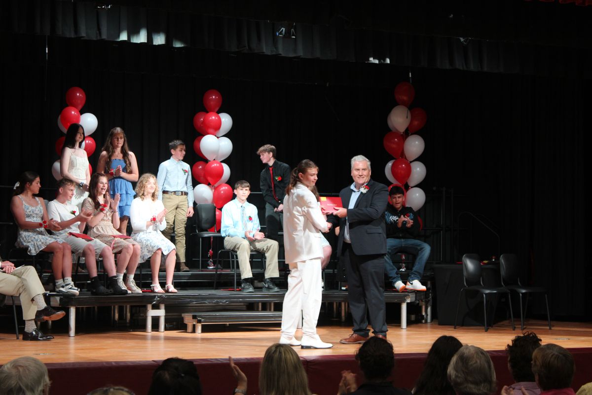 Sharon recognizes ‘truly special’ class