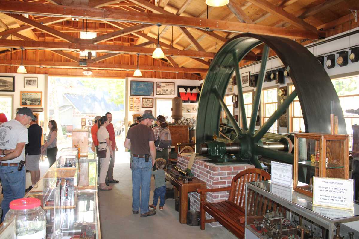 CAMA Fall Fest displays marvel of old machines