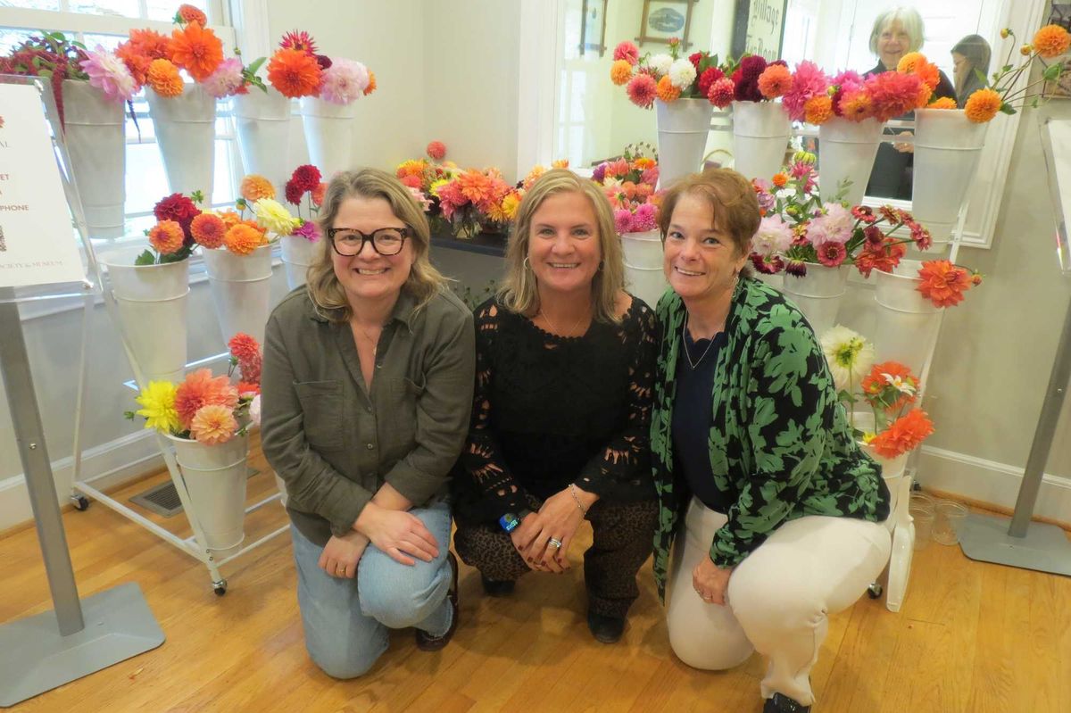 Dahlias fill Sharon Historical Society for Best in Bloom festival