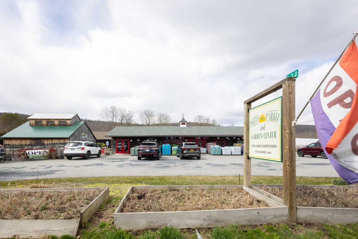 Paley’s Farm Market opens season, signaling start of spring