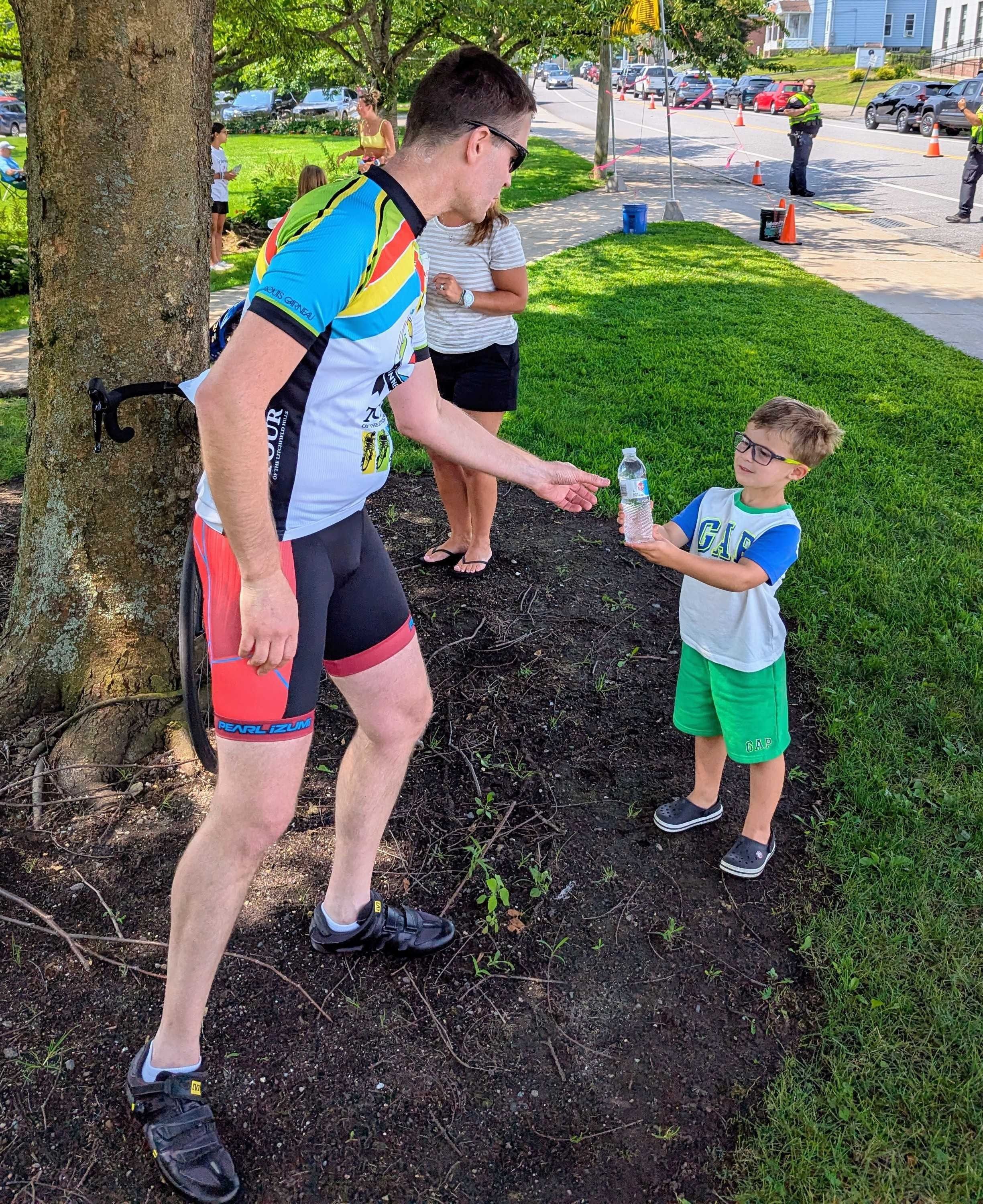 Cyclists take on Litchfield Hills