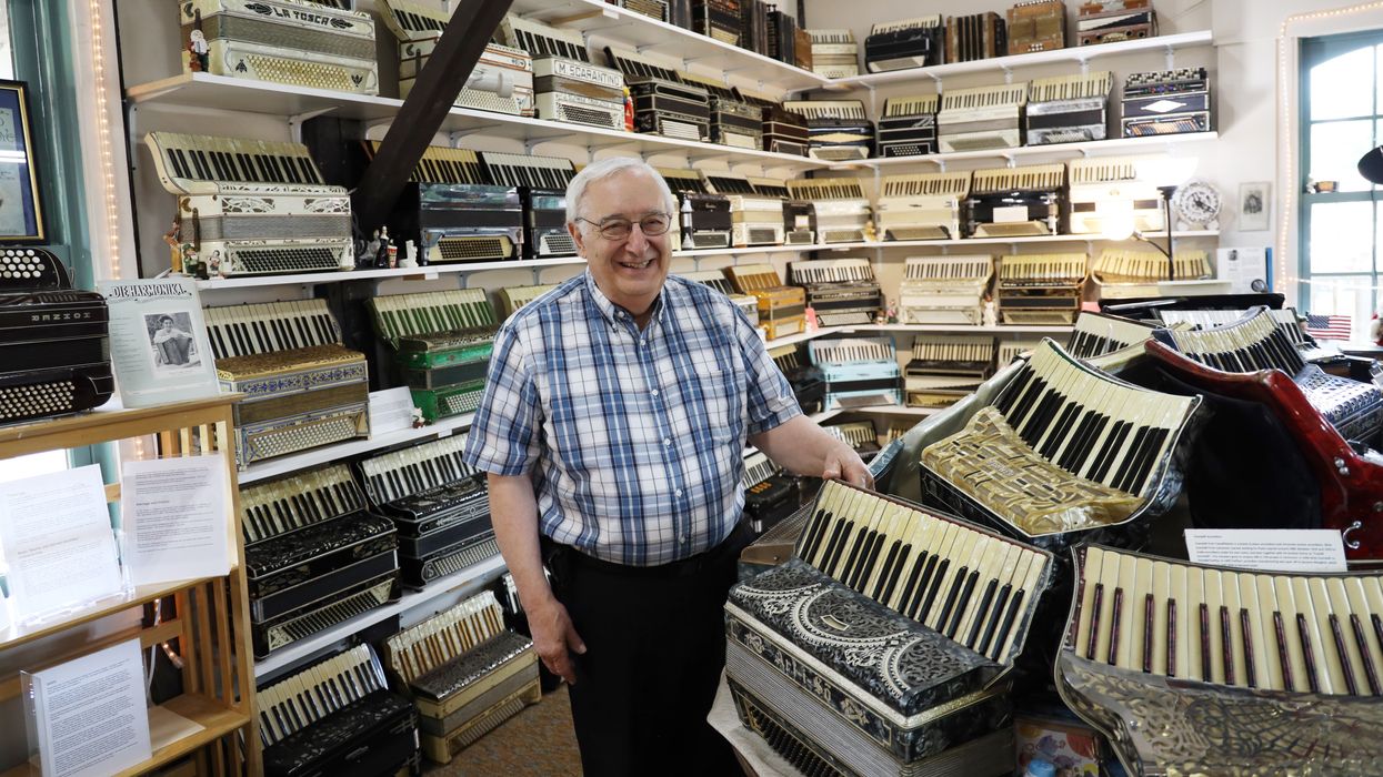 Each accordion is worth a thousand words