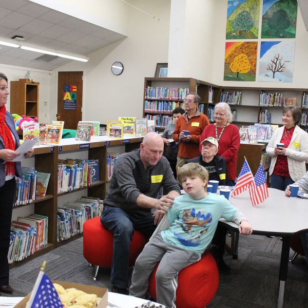 Kellogg students recognize veterans
