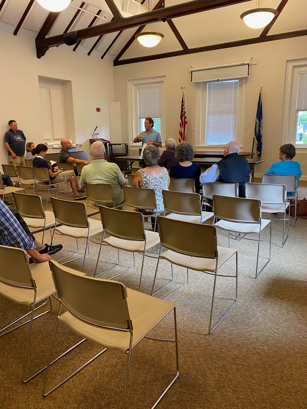 Sharon forum discusses future of town Community Center