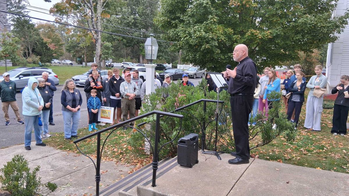 Rain and wind fail to deter Salisbury CROP Hunger walkers