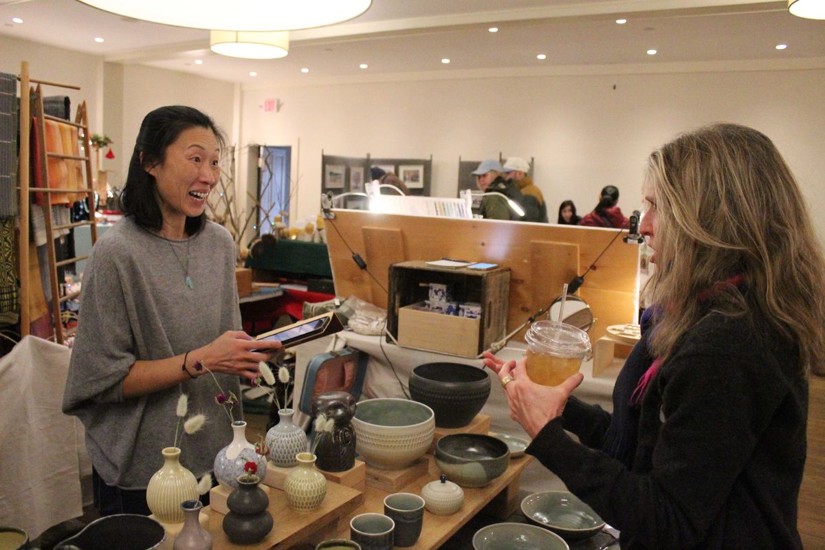 Salisbury Handmade draws shoppers to White Hart Inn