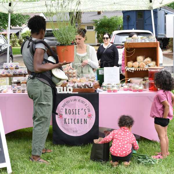 Kent celebrates new farmer's market location