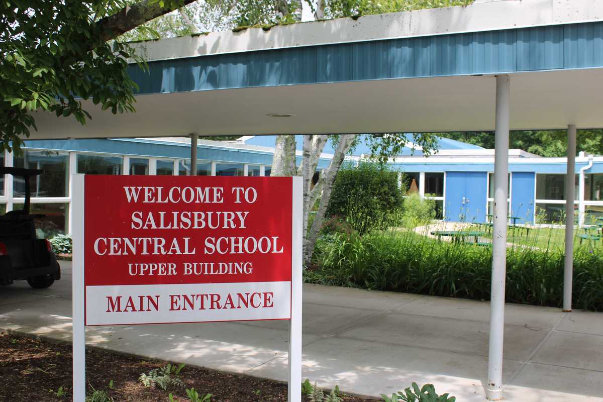 Salisbury Central School releases honor roll