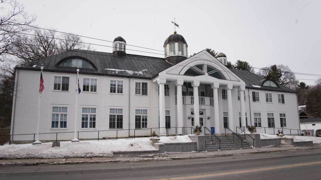 Salisbury Board of Selectmen reviews tunnel proposal