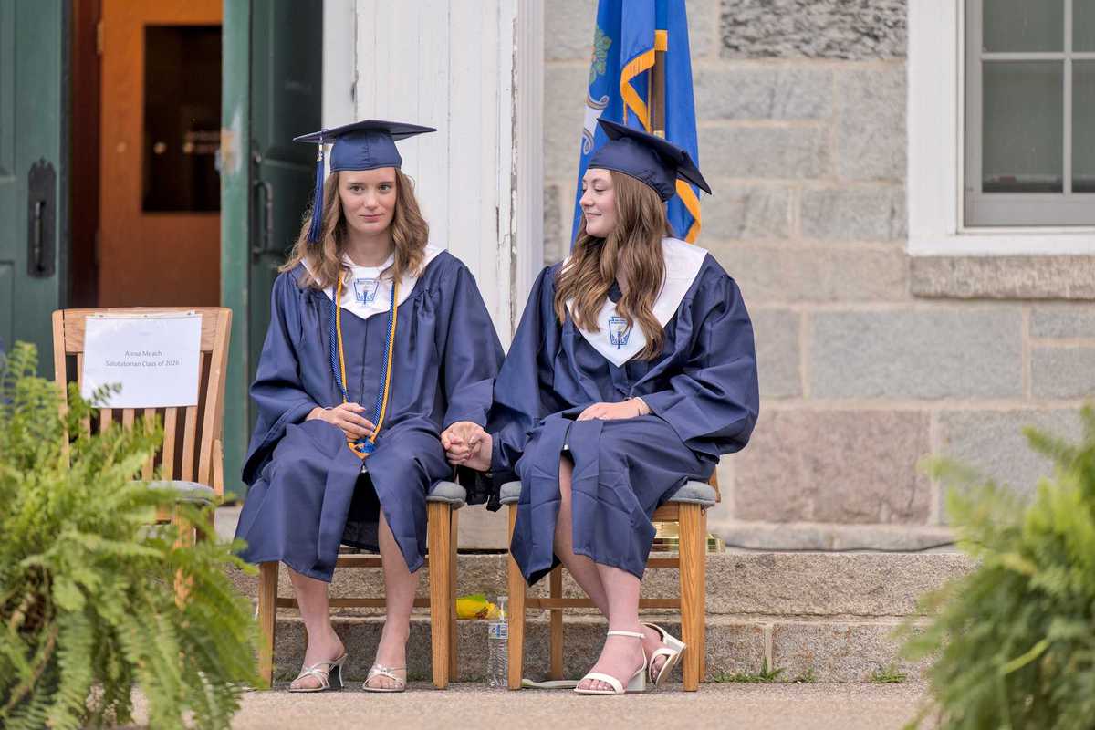 HVRHS Announces Senior Awards