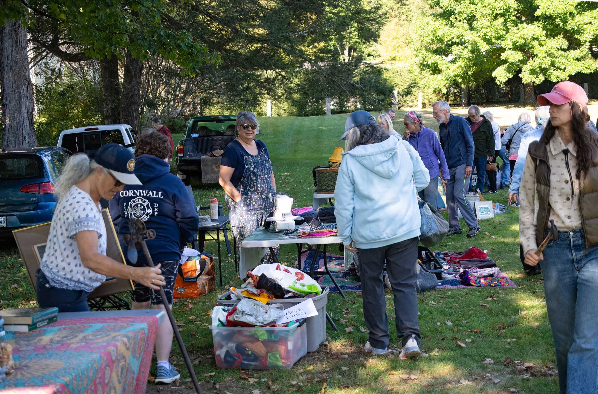 Townwide tag sale draws 30 sellers to Cornwall green