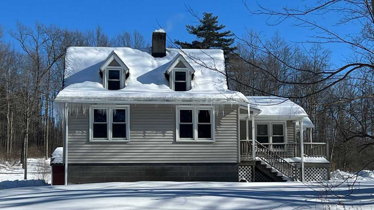 Sharon real estate sales in December