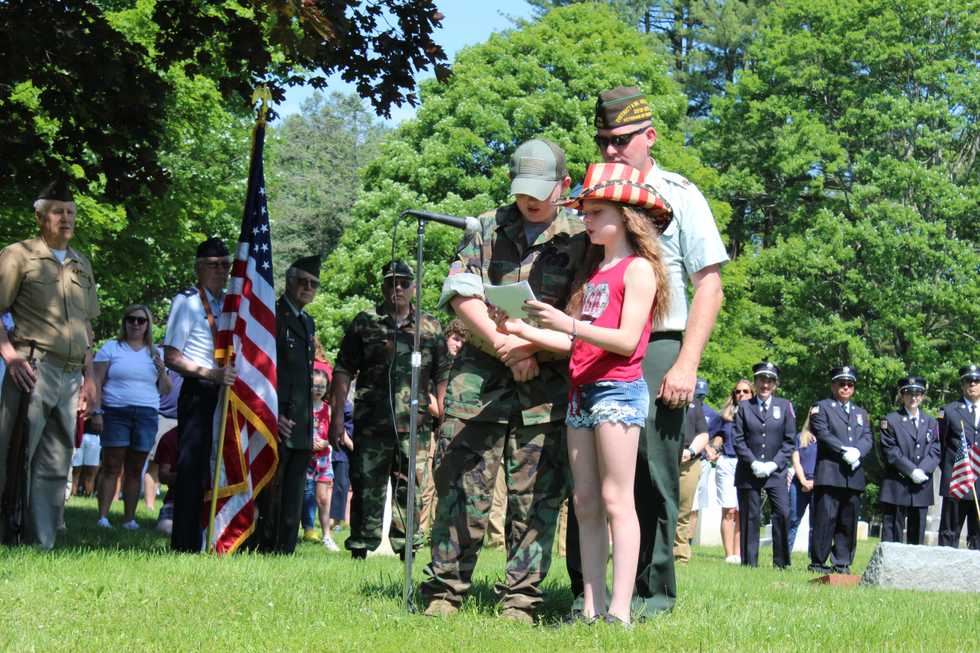Honoring and remembering sacrifices: Salisbury