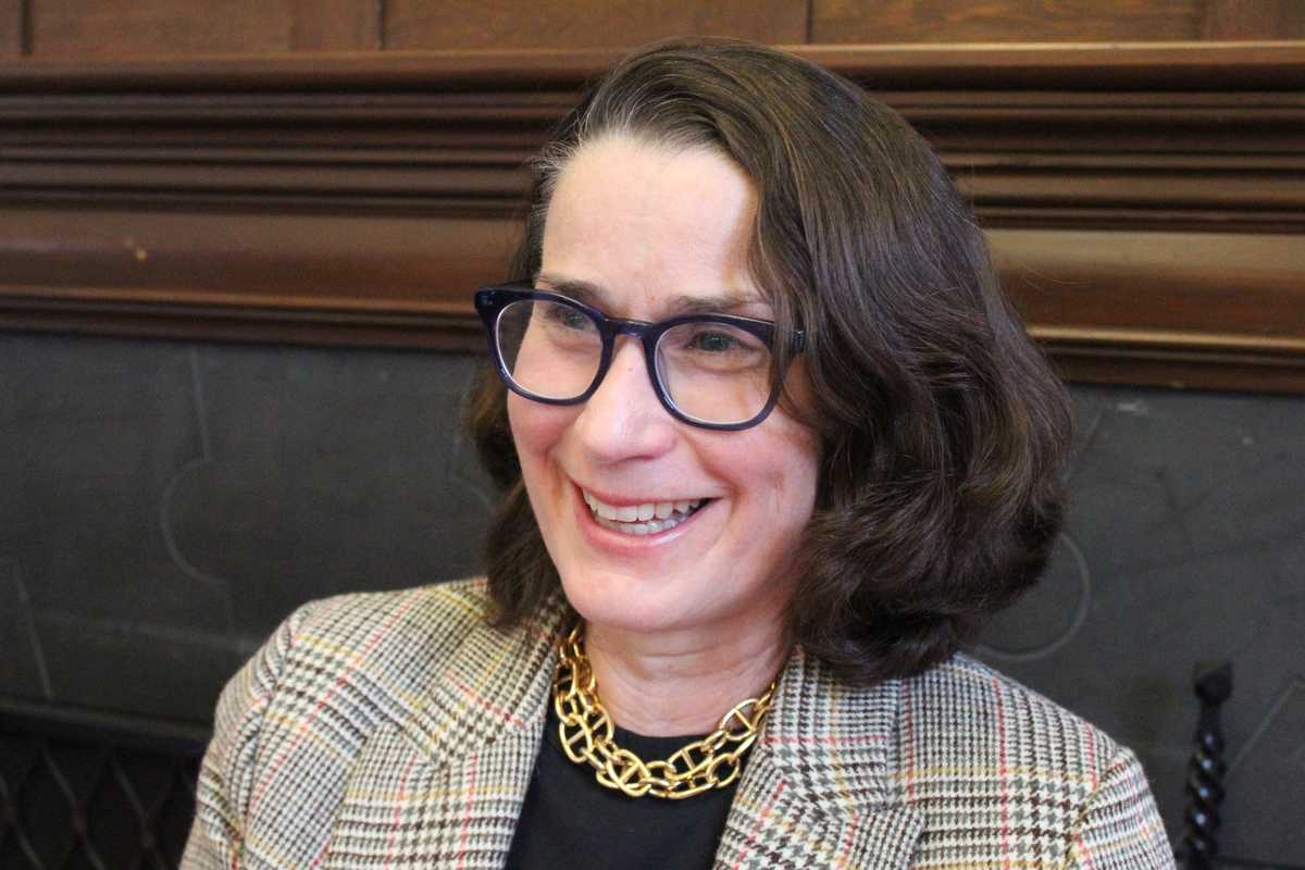 Scoville Library talk navigates changes to publishing industry