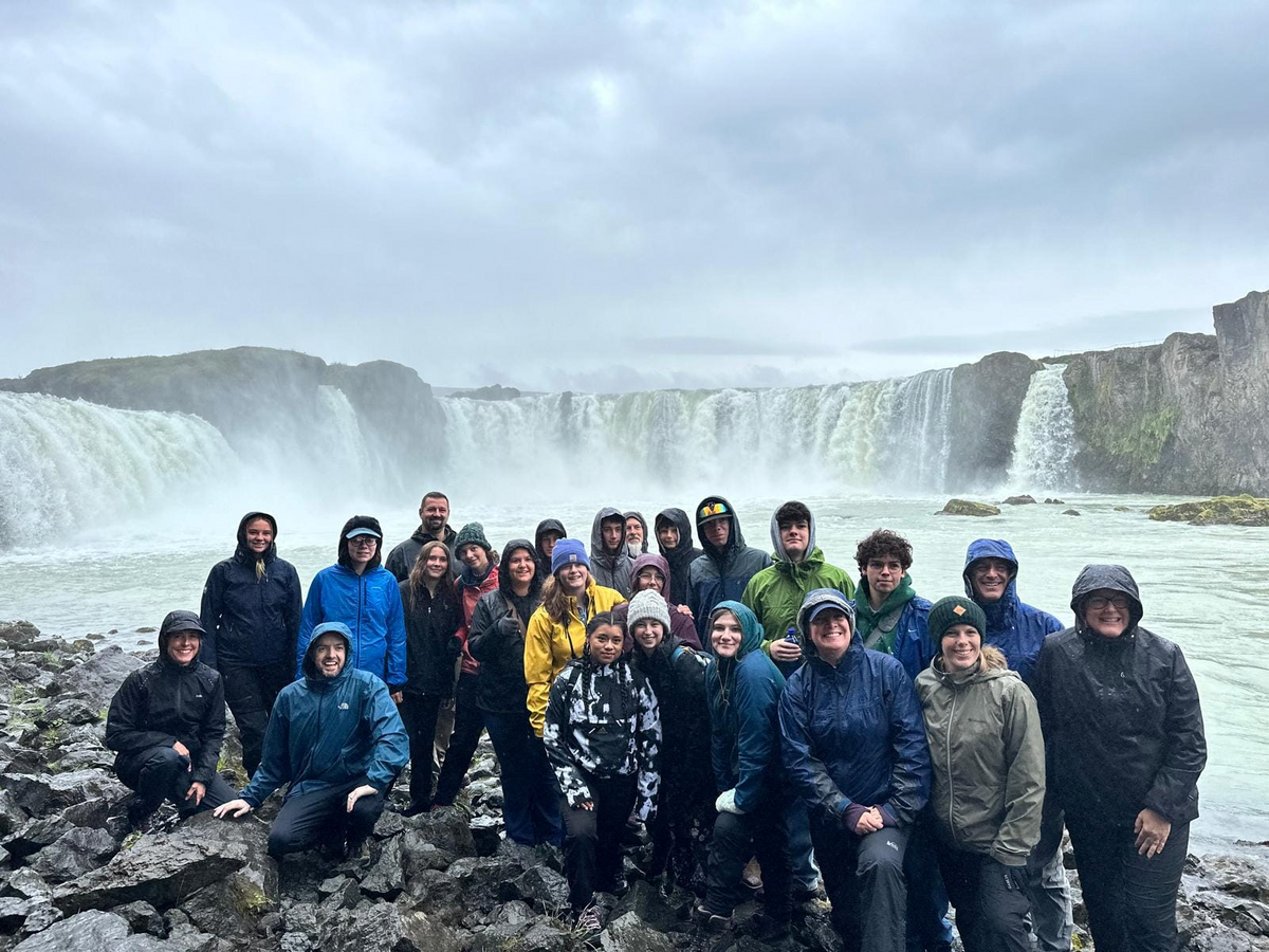 Student Travelogue: HVRHS travel club explores Iceland