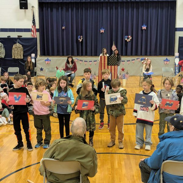 Cornwall pays tribute to former servicemembers