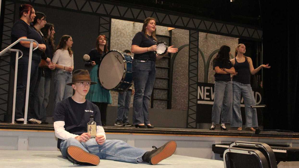 ‘Guys and Dolls’ premieres at Housy March 19