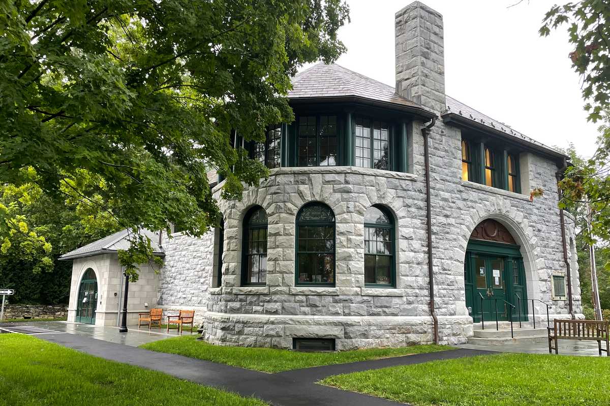 Hotchkiss Library reno melds modern needs with classic charm