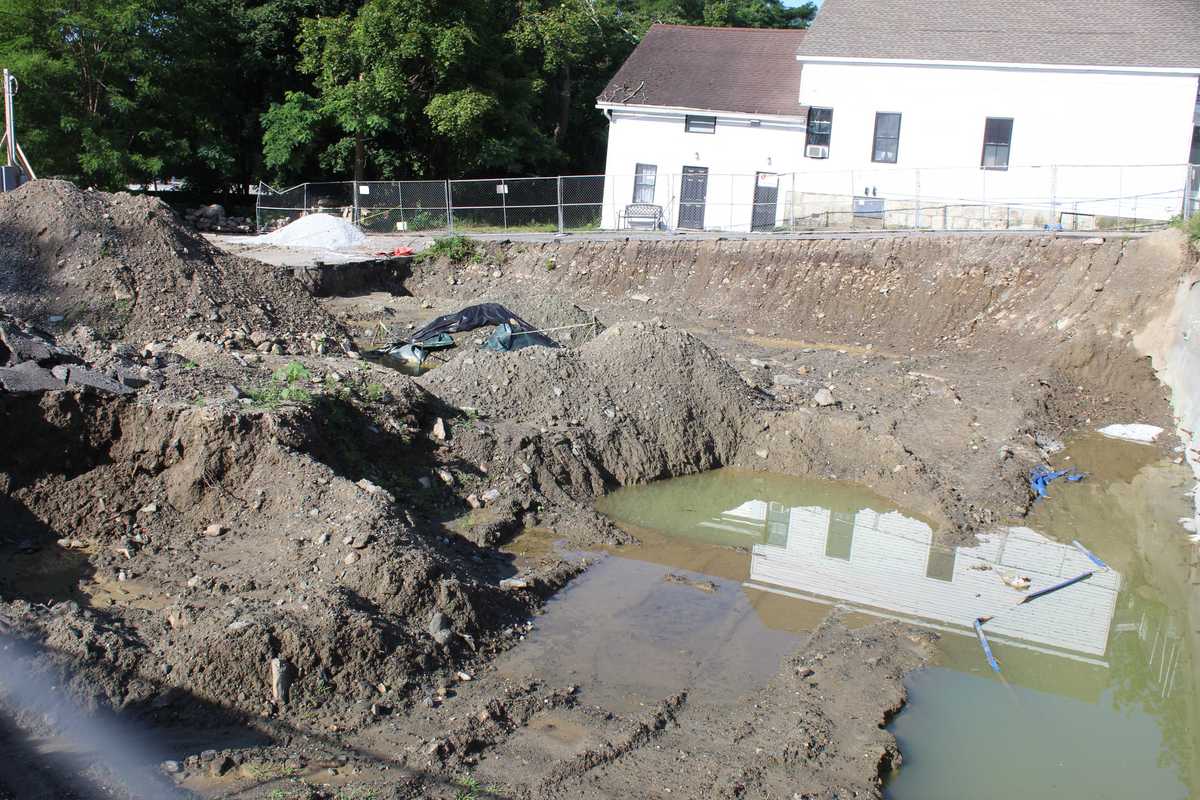 Holley Place oil cleanup expected to cost up to $175,000