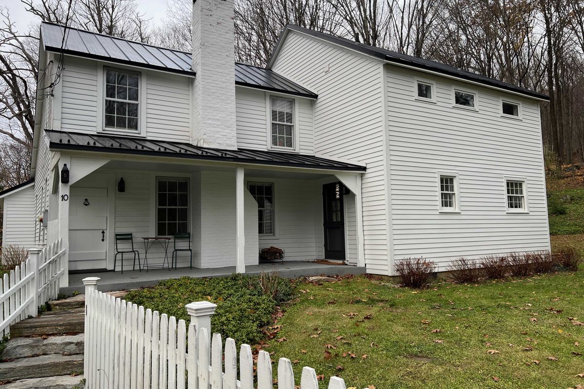 October real estate sales in Sharon