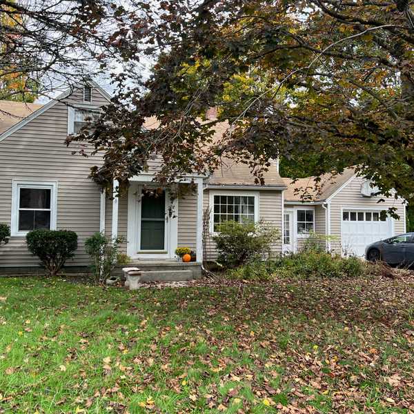 Salisbury median home price rises 7% to $925,000