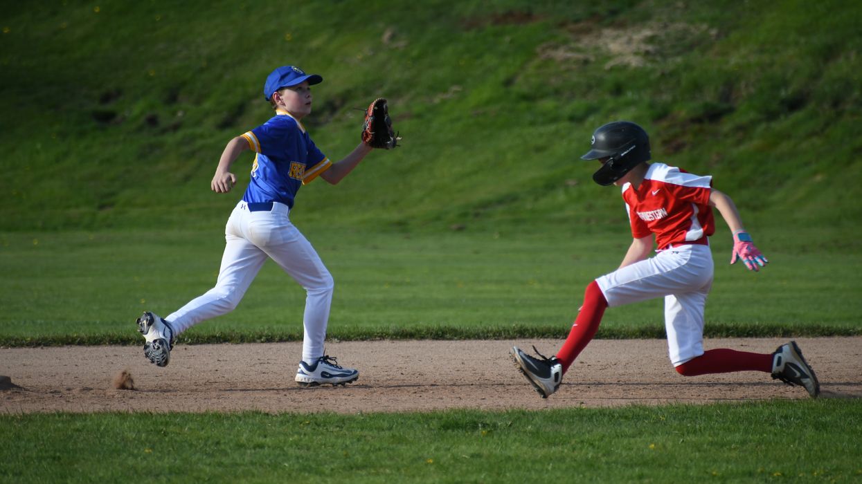 Region One middle school teams take on Northwestern softball, baseball