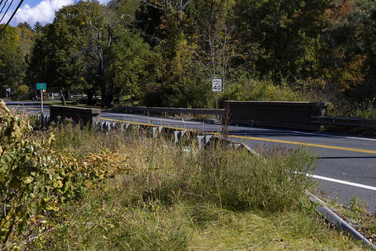 Pedestrian bridge planned for safer walk into Salisbury